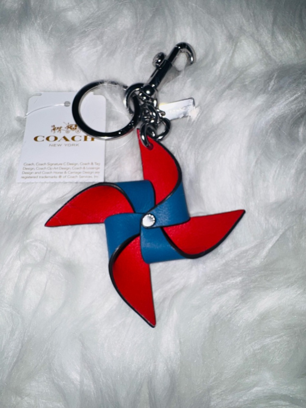 Not everyone’s bag will have this… just yours 😌✨ Coach Charm - Picture 5 of 8